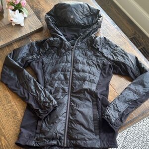 lululemon athletica Black Hooded Quilted Hybrid Jacket Black 6